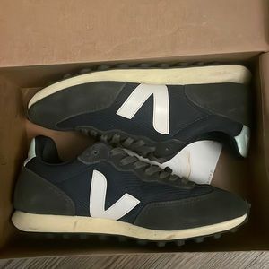 Veja Rio Branco Sneakers